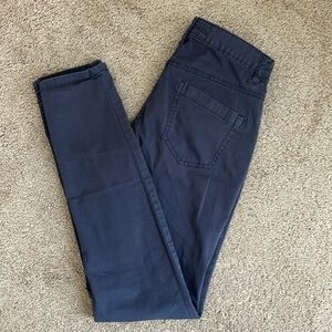 H&M L.O.G.G. Women’s US size 8 light weight Blue Chinos